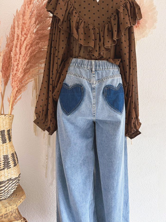 JEANS MIT HERZCHEN TASCHEN - VERSCH. GRÖßEN