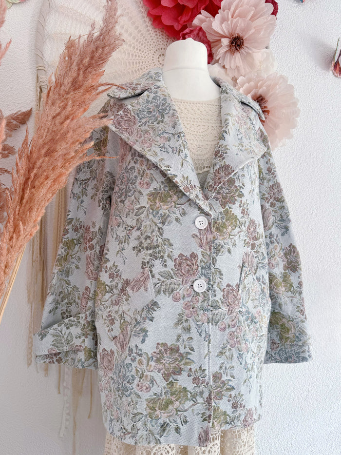 ROMANTISCHER GOBELIN BLAZER MIT BLUMENMUSTER - ONE SIZE -