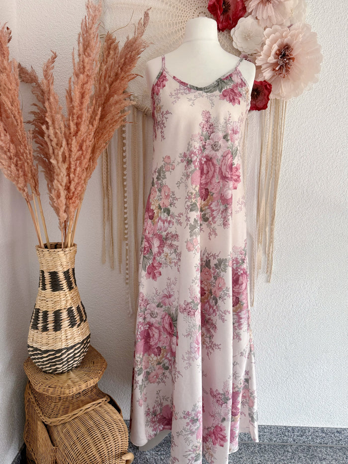 SLIP-DRESS MIT ROMANTISCHEM GOBELINPRINT IN ROSA - ONE SIZE -