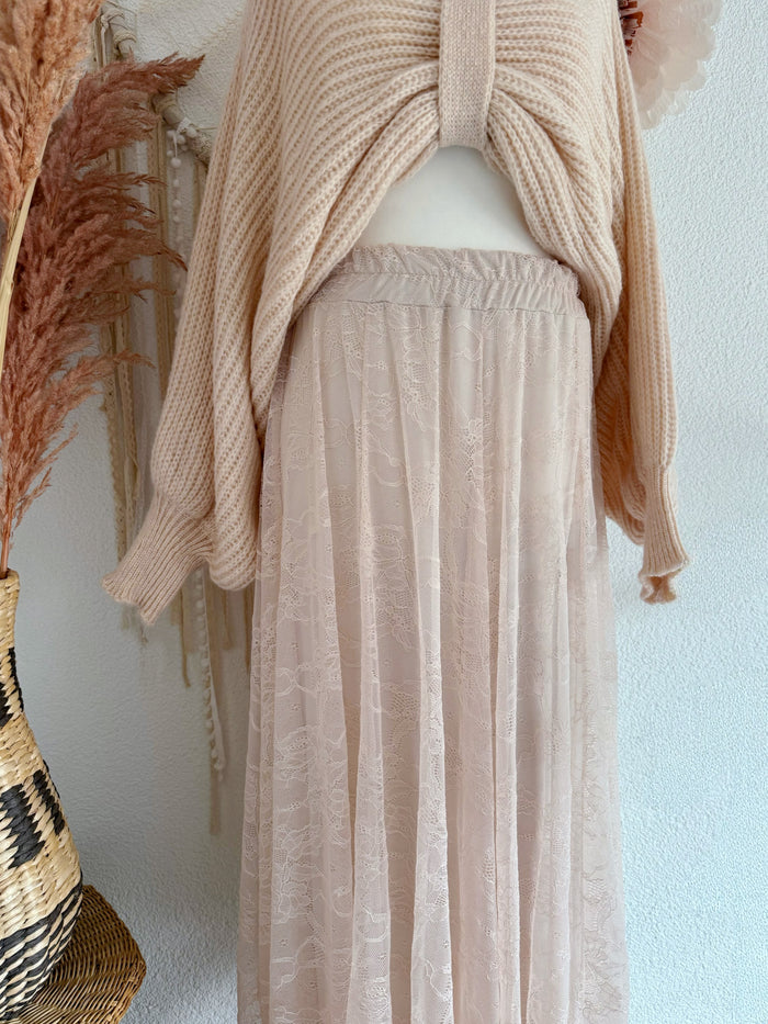 ROMANTISCHER ROCK AUS FLORALER SPITZE IN PUDERROSA - ONE SIZE -