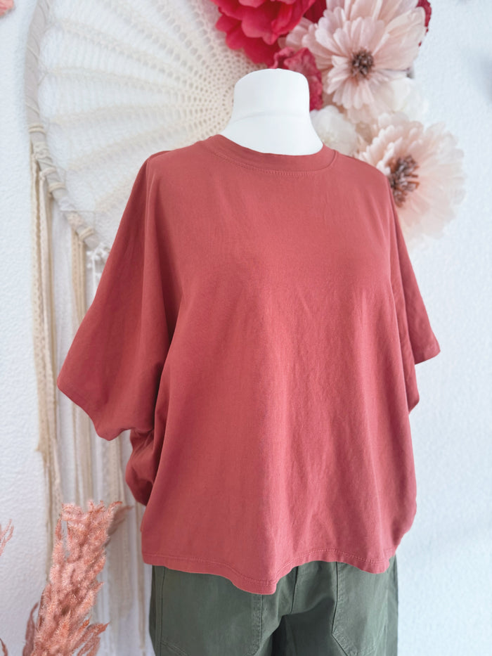 BASIC T-SHIRT IN ROST - ONE SIZE -