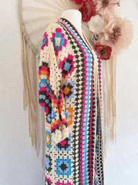 CROCHETCARDIGAN IN MIDILÄNGE MIT PINK - ONE SIZE -