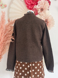 STRICKJÄCKCHEN MIT BLÜMCHEN - ONE SIZE -