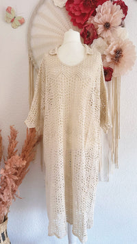 OVERSIZED CROCHETKLEID - ONE SIZE -