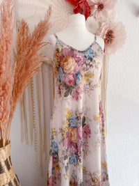 SLIP-DRESS MIT ROMANTISCHEM GOBELINPRINT IN BLAU/ROSA - ONE SIZE -