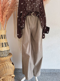 WEITE CORDHOSE MIT GÜRTEL IN BEIGE - ONE SIZE -