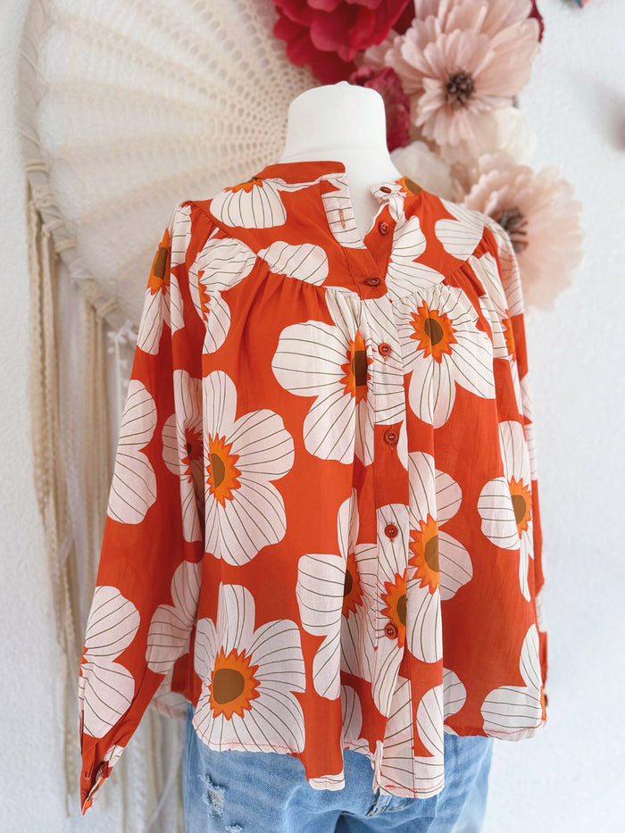 OVERSIZED BLUSE MIT BLÜTEN IM RETROSTIL - ONE SIZE -