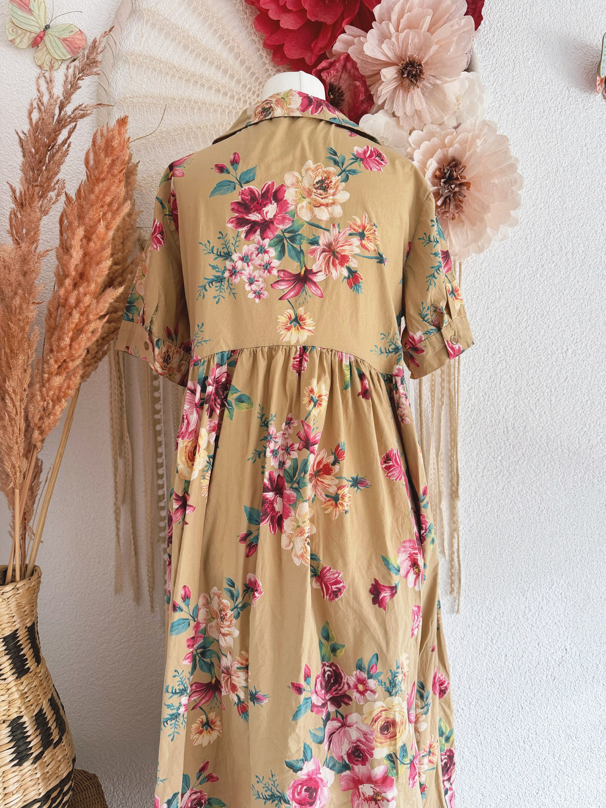 HEMDBLUSENKLEID MIT ROSENPRINT - ONE SIZE