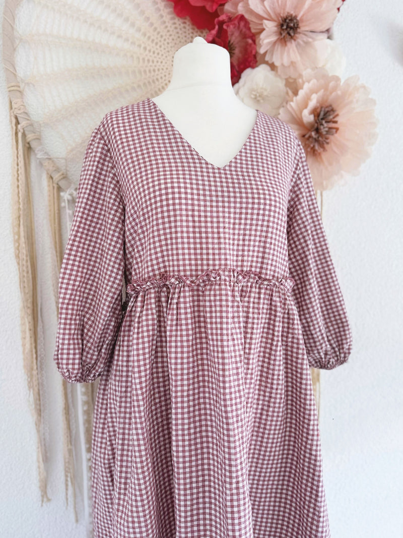 MAXIKLEID MIT KAROMUSTER IN BEERE - ONE SIZE -