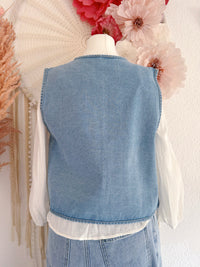 BESTICKTE JEANSWESTE MIT FLORALEN ORNAMENTEN - VERSCH. GRÖßEN -