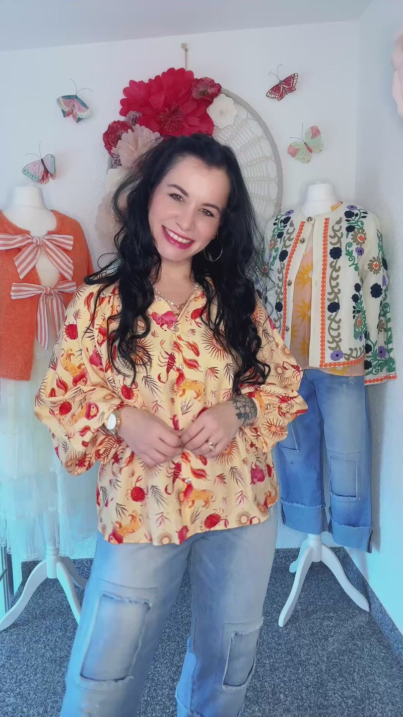 OVERSIZED BLUSE MIT MYSTISCHEM PRINT - ONE SIZE -