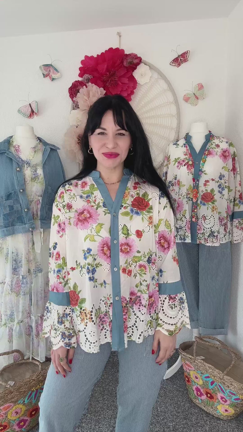BLUSE MIT LOCHSPITZE UND BLÜTENPRINT - ONE SIZE -