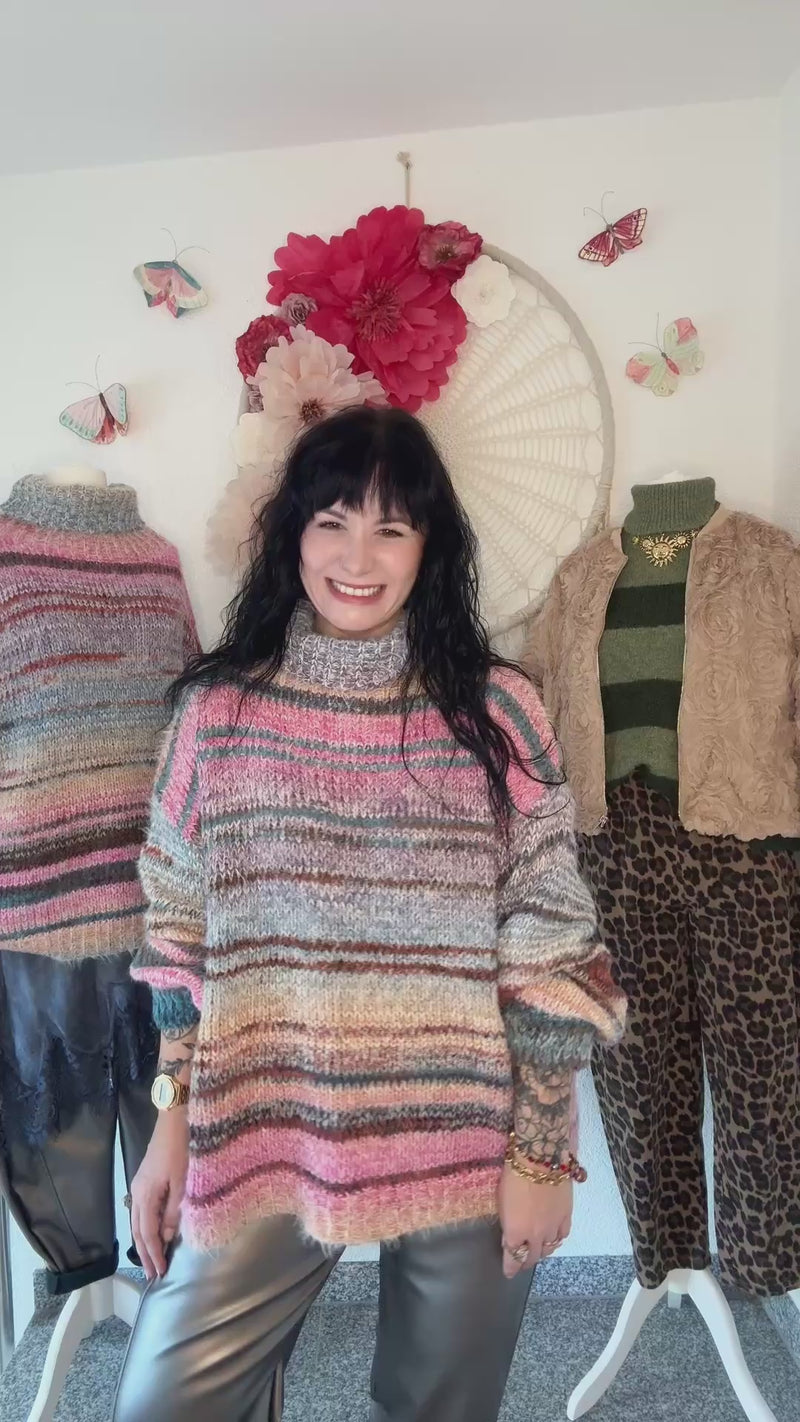 OVERSIZED STRICKPULLOVER MIT ROSA - ONE SIZE -