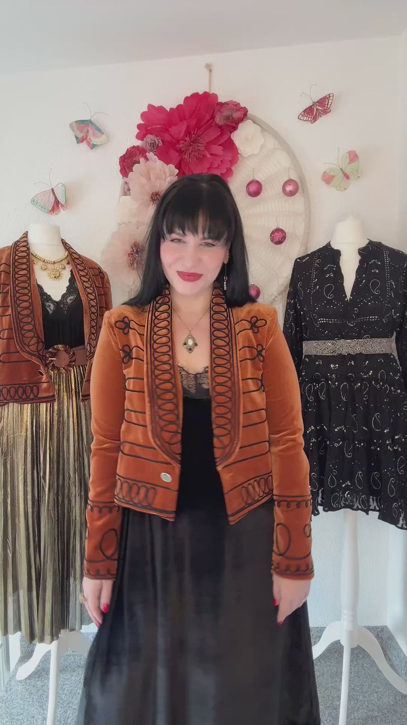 SAMTJACKE IM MILITARY-STIL IN BERNSTEIN - VERSCH. GRÖßEN