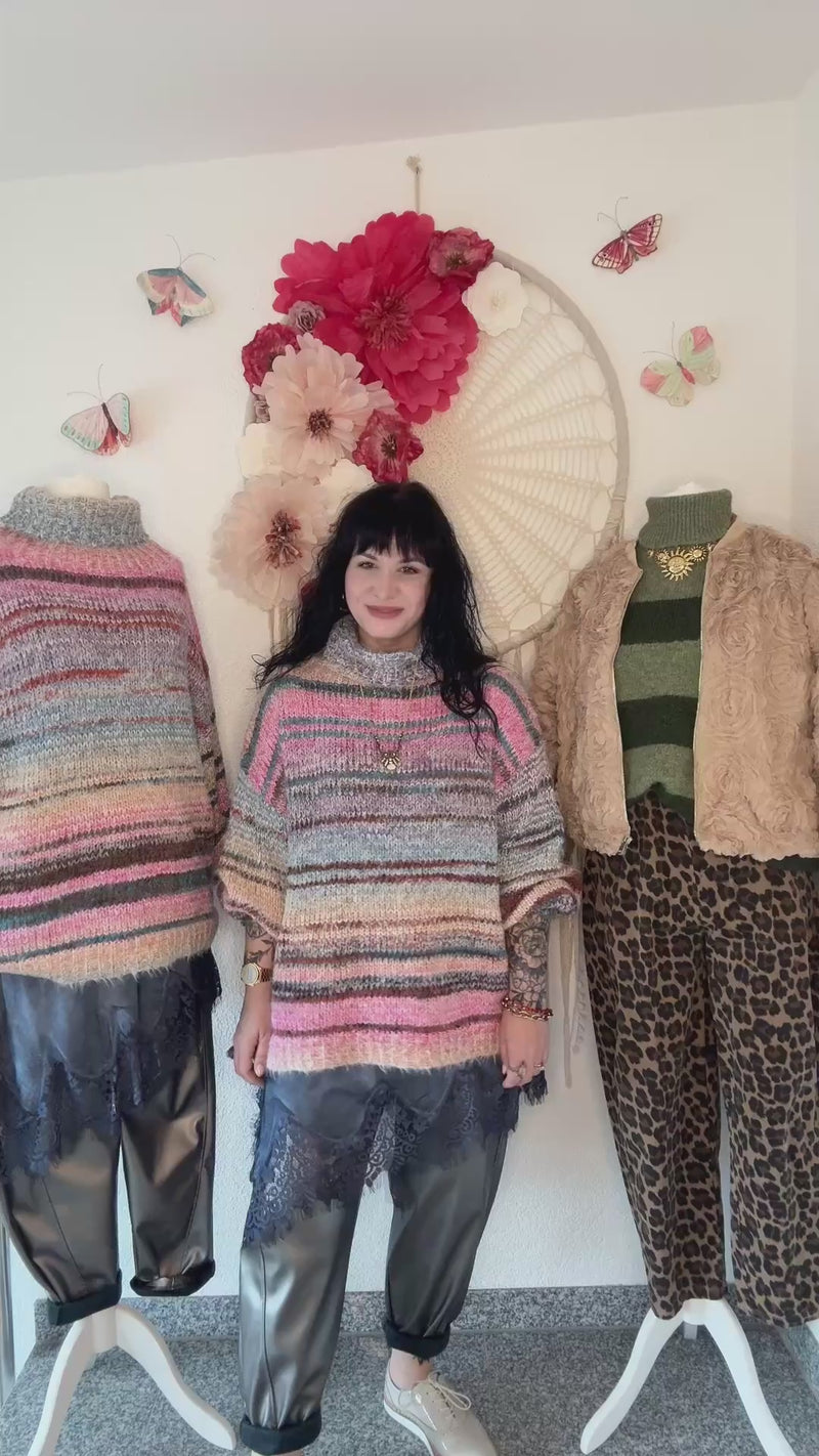 ASYMMETRISCHES SPITZENTOP IN DUNKELBLAU - ONE SIZE -